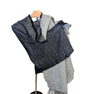 Two-Tone Gray Knit Shawl Scarf